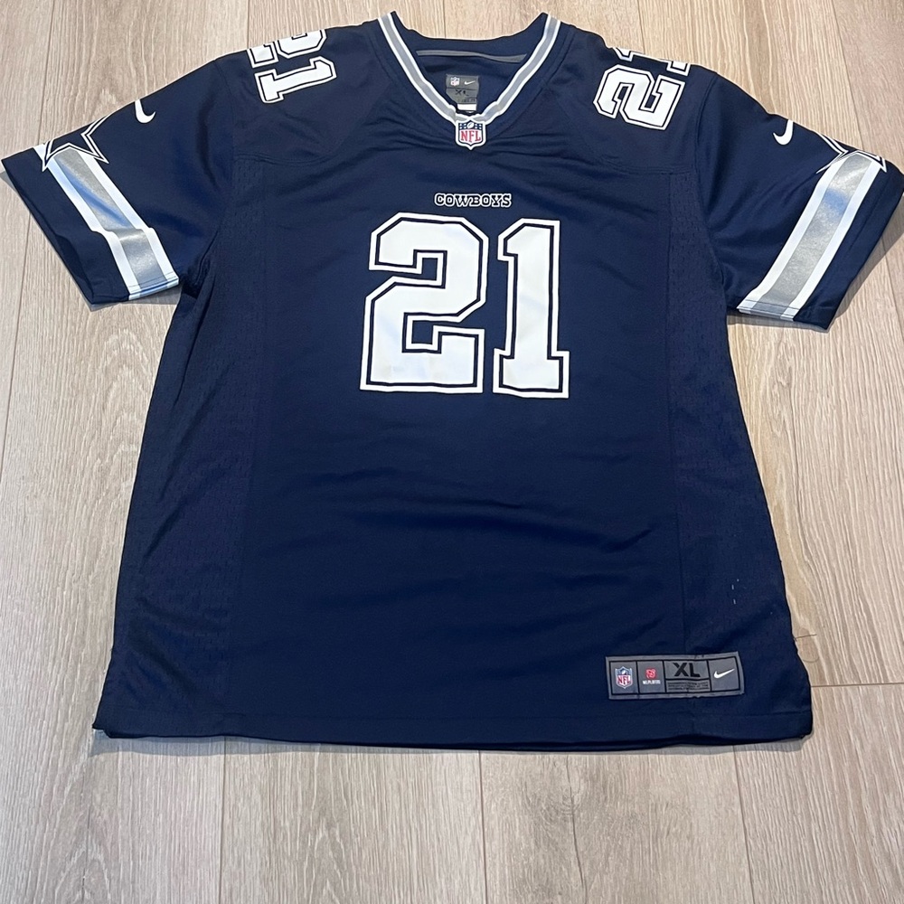 NFL Cowboys  Nike Navy and White XL  21 Jersey Tag Detail